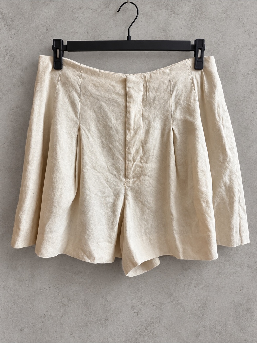 Antonio Melani Linen Blend Pleated Shorts Size 4 Cream High Rise Lined